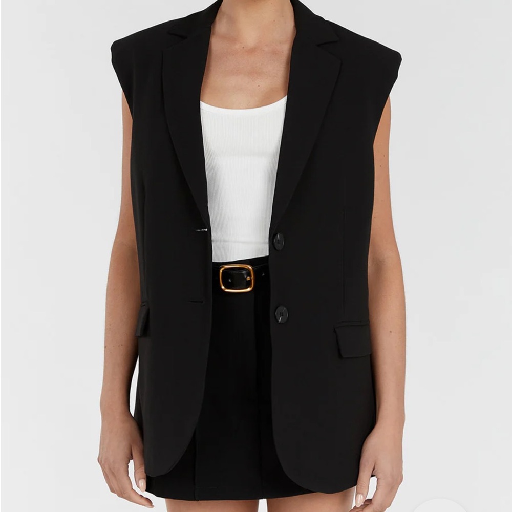 DISSH Rowan Black Sleeveless Blazer